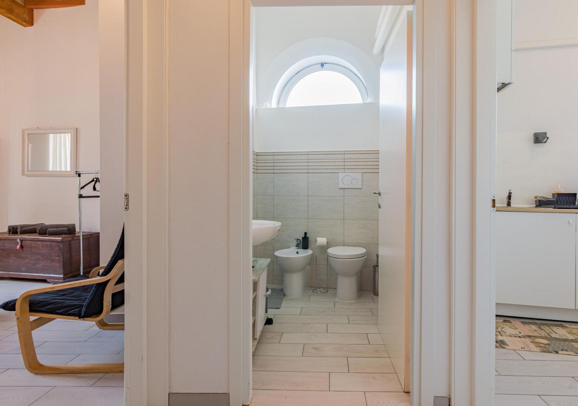 Ferienwohnung Casa Mya-Relax Al Porto, Wifi Veloce E Clima Livorno Exterior foto